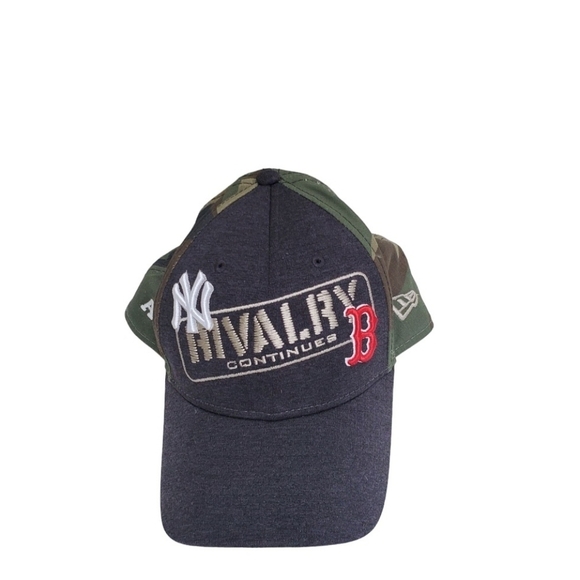 New Era 9 Forty MLB Unique Vintage Red Sox Yankees Rivalry Camo Baseball Cap - Picture 1 of 6